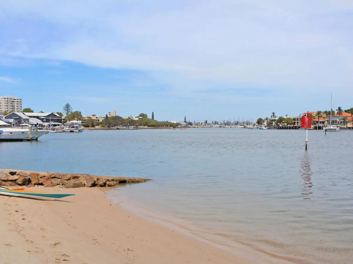 Lägenhet 3 Bedroom Unit With Views Of Marina, Close To Beach Mooloolaba
